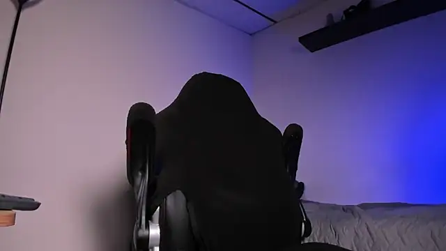 james connor2 online show from 04/12/26, 03:37