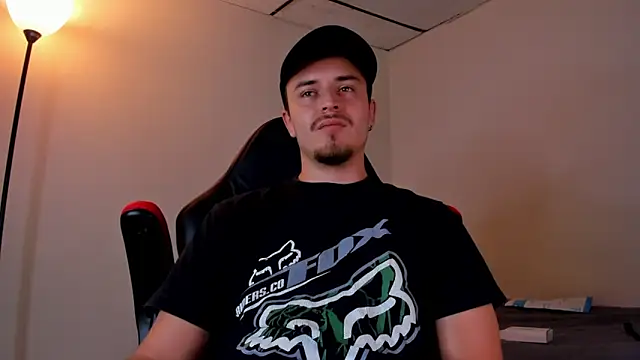 james connor2 online show from 03/09/25, 06:43