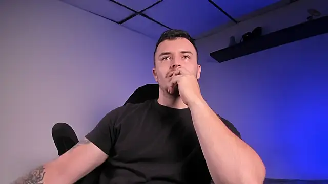 james connor2 online show from 04/13/26, 06:56