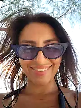 Snapshot of Izabella_Bella chatting on 02/09/25, 09:05 Izabella Bella online show from 02/09/25, 09:05