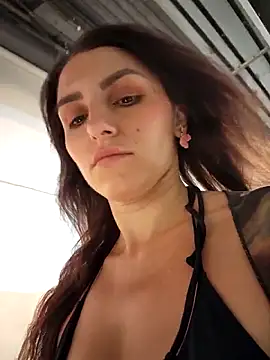 Izabella Bella online show from 04/10/26, 09:16