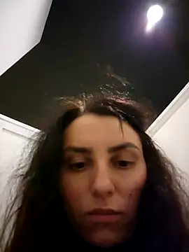 Izabella Bella online show from 10/22/25, 12:04