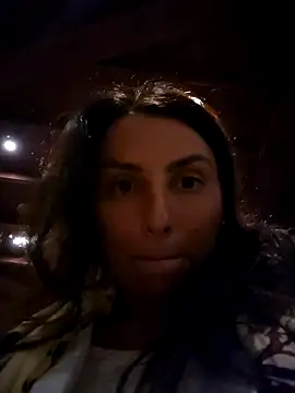 Snapshot of Izabella_Bella chatting on 01/21/25, 12:50 Izabella Bella online show from 01/21/25, 12:50
