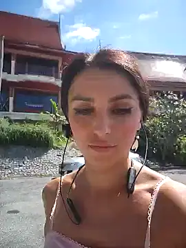 Snapshot of Izabella_Bella chatting on 03/04/25, 07:41 Izabella Bella online show from 03/04/25, 07:41