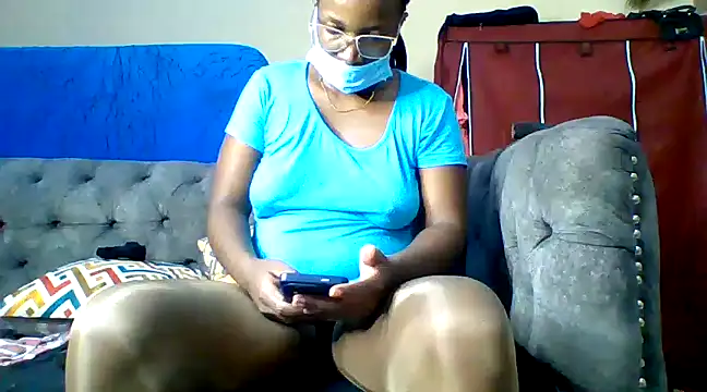 Snapshot of Chiky_Nurse chatting on 02/07/25, 07:27 Chiky Nurse online show from 02/07/25, 07:27