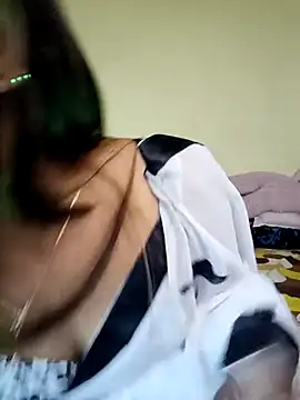 Snapshot of sexy-mohini chatting on 03/09/25, 06:39 sexy-mohini online show from 03/09/25, 06:39