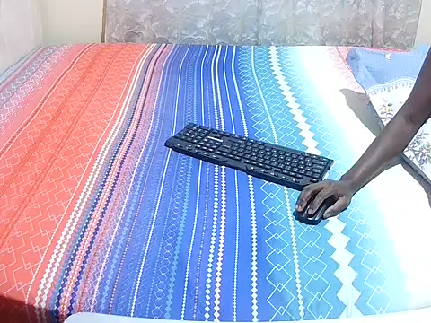 Snapshot of slender_sweet chatting on 02/12/26, 11:32 slender sweet online show from 02/12/26, 11:32