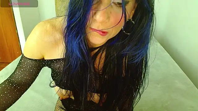 Snapshot of Alettalovee chatting on 05/03/26, 02:42 Alettalovee online show from 05/03/26, 02:42