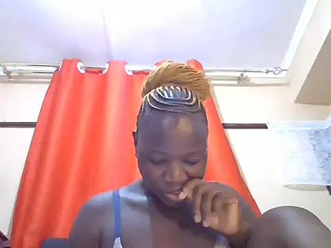 Snapshot of Prety_petty chatting on 07/14/26, 03:44 Prety petty online show from 07/14/26, 03:44