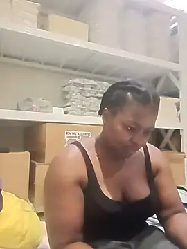 Snapshot of Yours_faithfully1 chatting on 11/18/25, 12:08 Yours faithfully1 online show from 11/18/25, 12:08