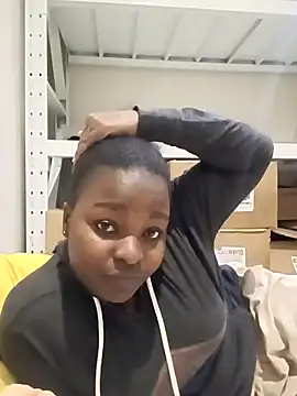 Snapshot of Yours_faithfully1 chatting on 11/26/25, 10:04 Yours faithfully1 online show from 11/26/25, 10:04