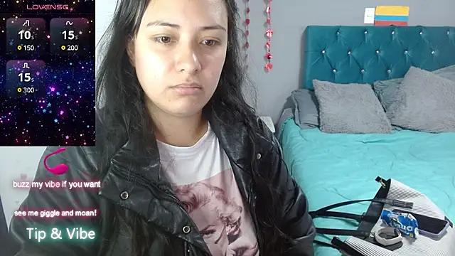 Snapshot of wandafuckass chatting on 03/19/25, 02:35 wandafuckass online show from 03/19/25, 02:35