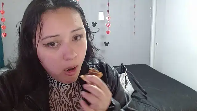 Snapshot of wandafuckass chatting on 02/27/25, 02:32 wandafuckass online show from 02/27/25, 02:32