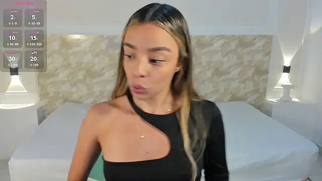 Snapshot of AliceRoss0 chatting on 11/14/25, 08:12 AliceRoss0 online show from 11/14/25, 08:12