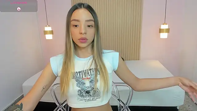 AliceRoss0 online show from 04/10/26, 08:49