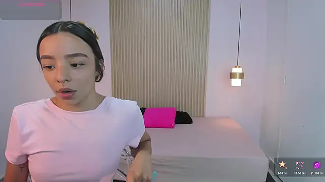 AliceRoss0 online show from 05/14/26, 08:28
