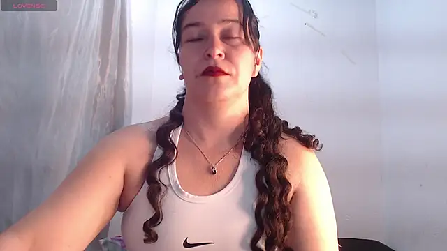 carla slut outlimits online show from 05/05/26, 12:41