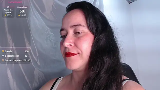 Snapshot of carla_slut_outlimits chatting on 04/06/26, 11:00 carla slut outlimits online show from 04/06/26, 11:00