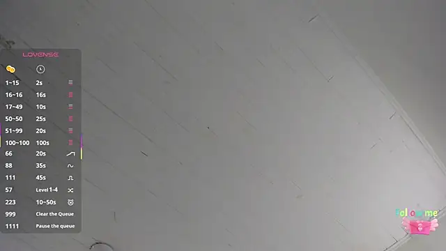 Snapshot of TiffanyWright chatting on 11/27/25, 01:22 TiffanyWright online show from 11/27/25, 01:22