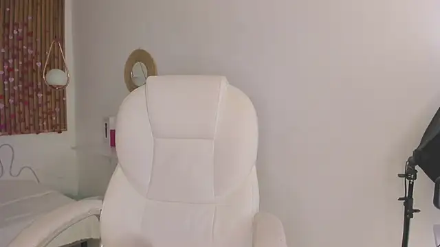 TiffanyWright online show from 05/29/26, 02:12
