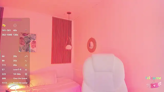 Snapshot of TiffanyWright chatting on 11/29/25, 10:48 TiffanyWright online show from 11/29/25, 10:48