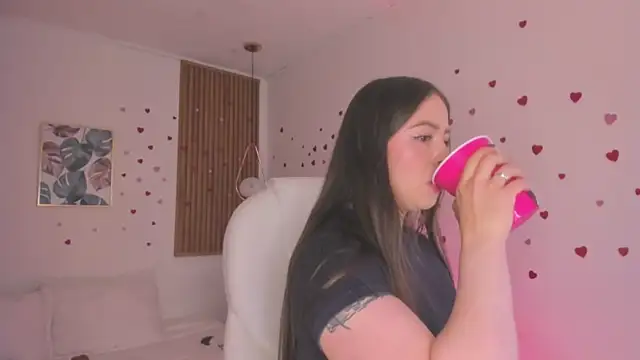 TiffanyWright online show from 04/10/26, 01:40