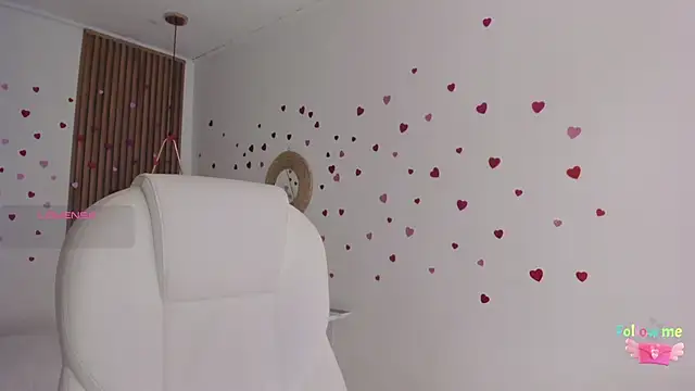 TiffanyWright online show from 02/15/26, 01:10