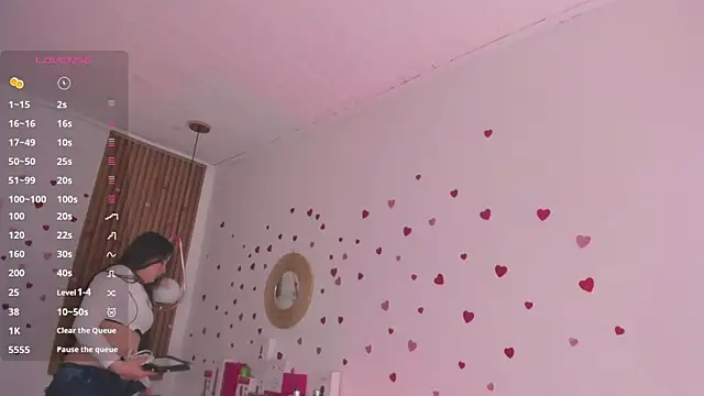 TiffanyWright online show from 03/31/26, 01:35