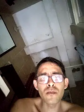 VL25DN26 online show from 10/29/25, 03:27