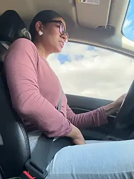 ValeriEvan online show from 04/12/26, 08:01