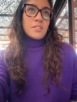 Snapshot of ValeriEvan chatting on 12/05/25, 08:17 ValeriEvan online show from 12/05/25, 08:17