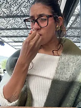 Snapshot of ValeriEvan chatting on 12/02/25, 08:43 ValeriEvan online show from 12/02/25, 08:43