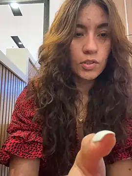 ValeriEvan online show from 02/11/25, 07:05