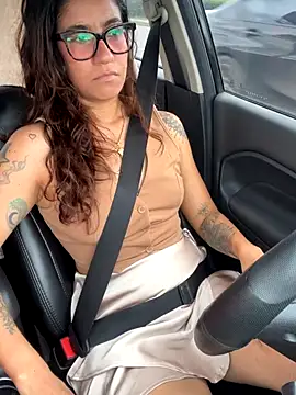 Snapshot of ValeriEvan chatting on 10/29/25, 08:19 ValeriEvan online show from 10/29/25, 08:19