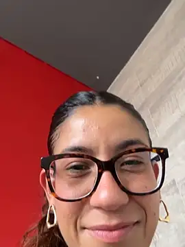 Snapshot of ValeriEvan chatting on 05/22/26, 06:50 ValeriEvan online show from 05/22/26, 06:50