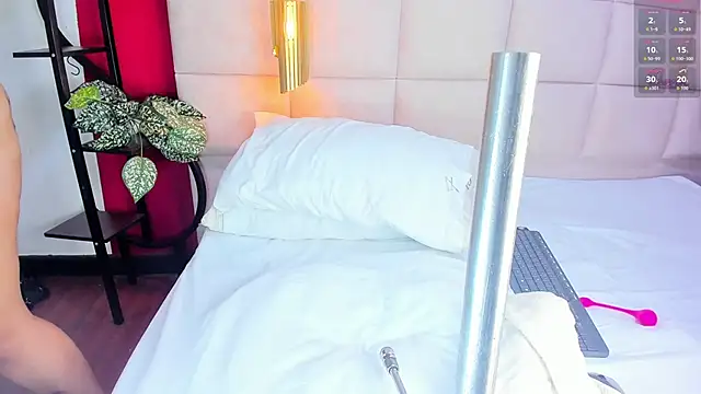 Amberluy online show from 02/23/26, 07:36