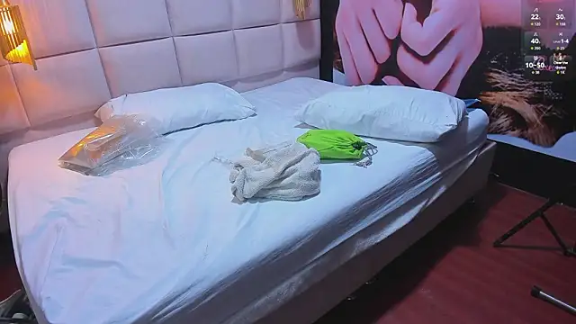 Amberluy online show from 03/19/26, 01:44