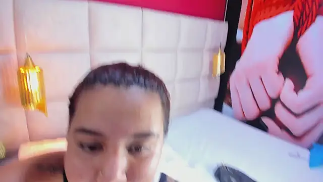 Amberluy online show from 04/04/26, 06:03