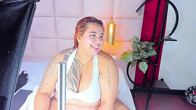 Amberluy online show from 02/05/26, 08:04