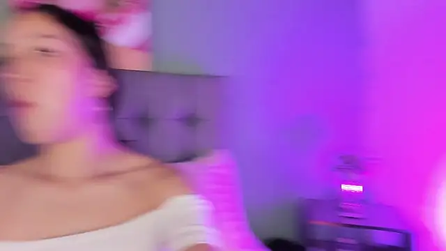 Cassie fletcher  online show from 12/05/25, 02:59