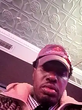 Snapshot of BlackD4uxo chatting on 10/24/25, 05:50 BlackD4uxo online show from 10/24/25, 05:50