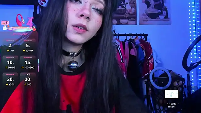 Snapshot of Alicedangerrr chatting on 07/12/26, 02:23 Alicedangerrr online show from 07/12/26, 02:23
