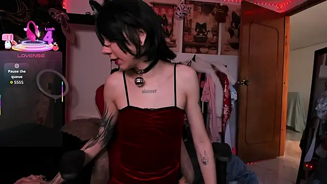 Snapshot of Alicedangerrr chatting on 07/21/26, 10:55 Alicedangerrr online show from 07/21/26, 10:55