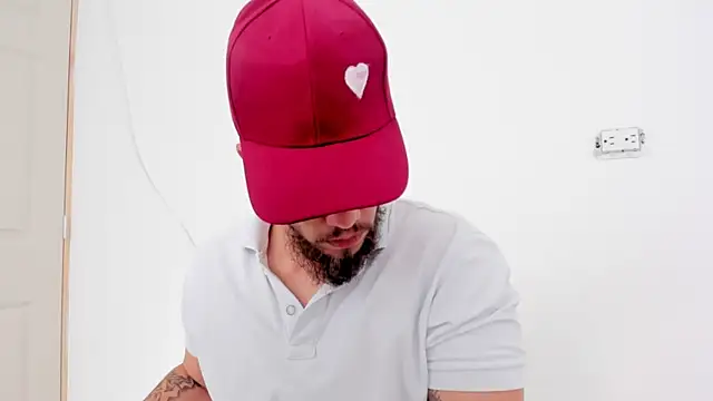 Beard xox online show from 11/13/25, 08:57