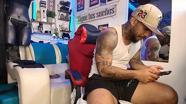 Leenar Key online show from 02/26/26, 12:54