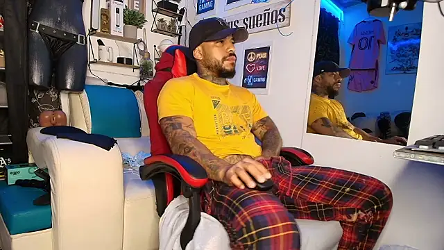 Leenar Key online show from 03/14/26, 09:15