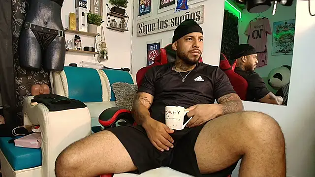 Leenar Key online show from 02/06/26, 08:10