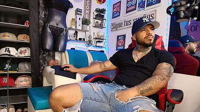 Leenar Key online show from 02/12/26, 02:28