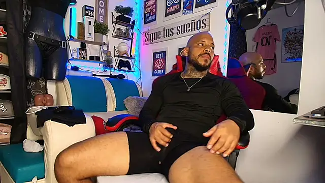 Leenar Key online show from 02/23/26, 09:59