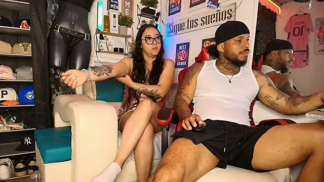 Leenar Key online show from 04/03/26, 03:51